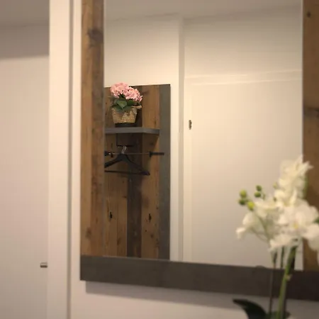 Sorinas Home - Comfortable Apartment Near Graz - Free Parking