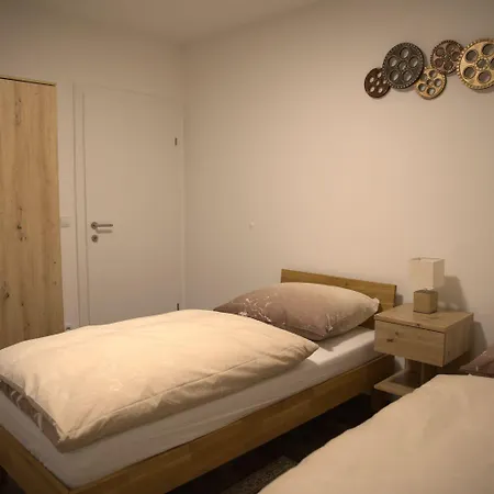 Sorinas Home - Comfortable Apartment Near Graz - Free Parking 아파트 *